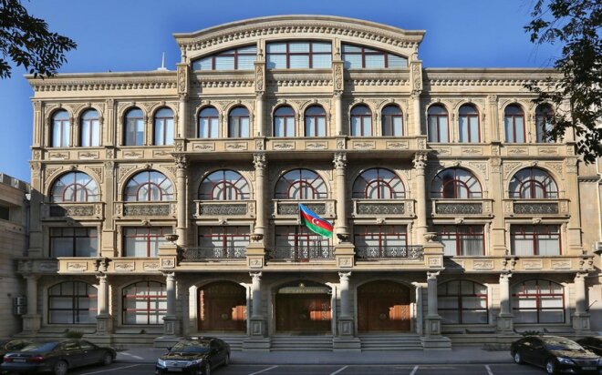 Turizm Agentliyində yoxlama -