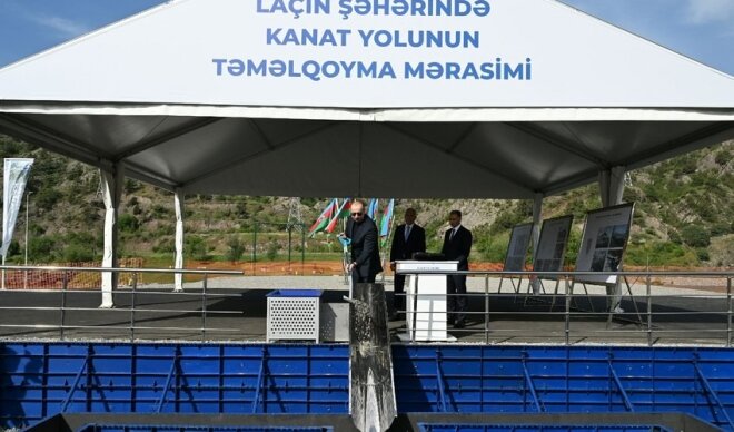 Prezident Laçın kanat yolunun təməlini qoydu -
