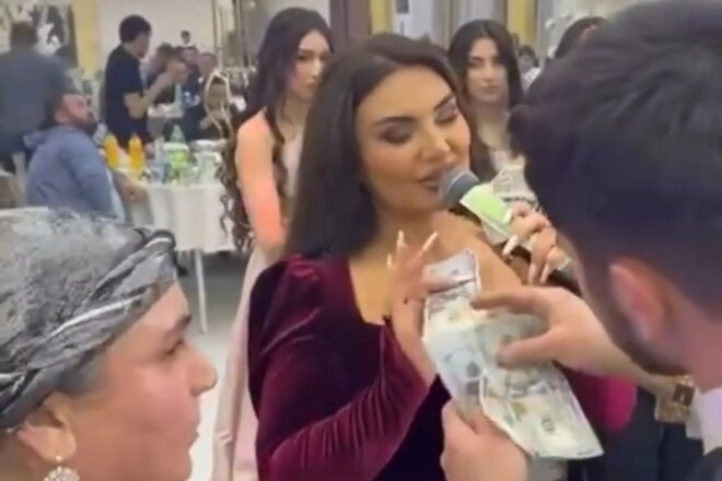Şəbnəm Tovuzlu onu "dollar yağışı"na tutan narkotaciri TANIYIR? -