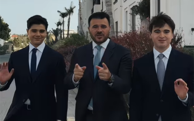 Emin oğulları ilə birlikdə Leyla Əliyevanı təbrik etdi -