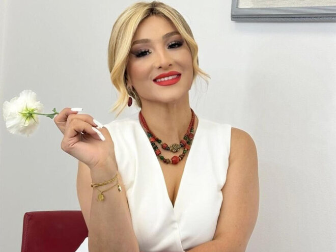 Mətanətin yerinə o, gəldi -