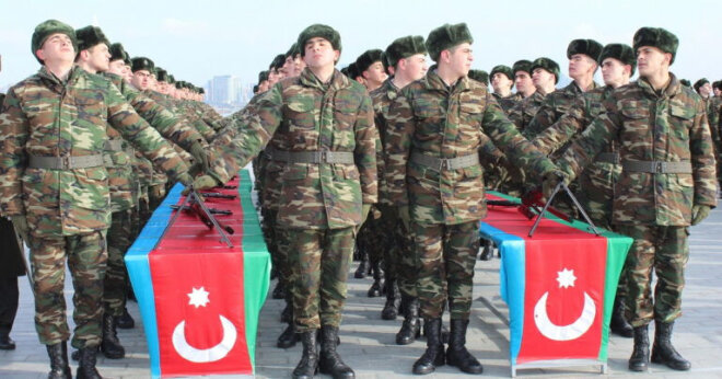 Azərbaycanda orduya çağırış başladı