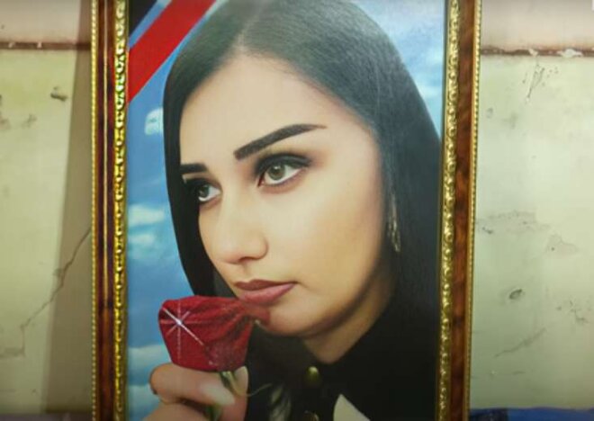 Küçədə qətlə yetirilən Ayşənin üç övladı var imiş -