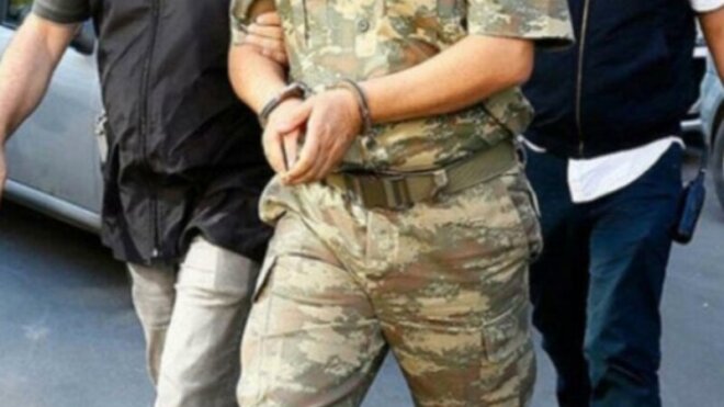 Səfərbərlik Xidmətinin sabiq mayoru məhkəmə zalında həbs edilib