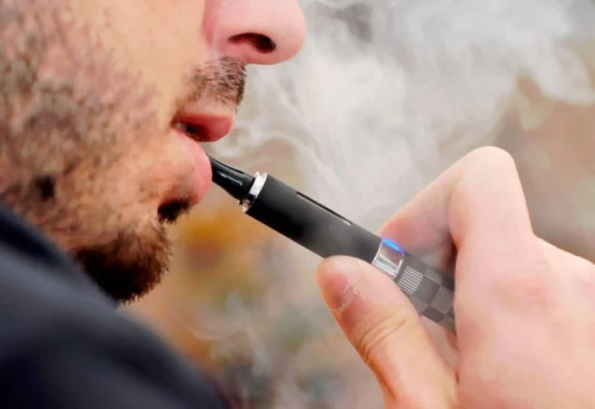 Qanun adı altında monopoliyanın qorunması-Elektron siqaretlər niyə hədəfdədir?