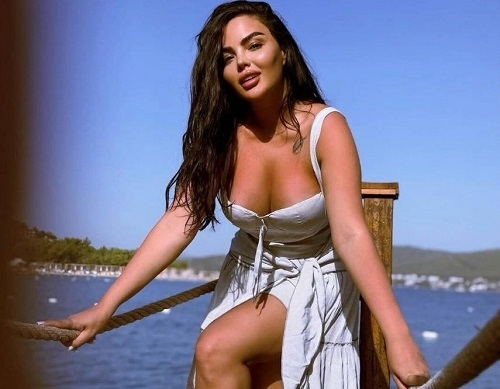 Azərbaycanlı müğənni milyonçuya ƏRƏ GEDİR