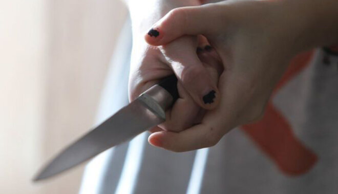 Bakıda bıçaqlanan ata öldü- 15 yaşlı qızı saxlanıldı