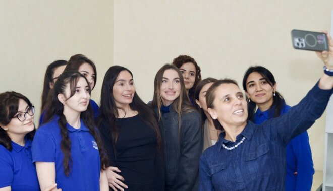 Prezident ailəsi Gəncə Autizm Mərkəzini ziyarət etdi -