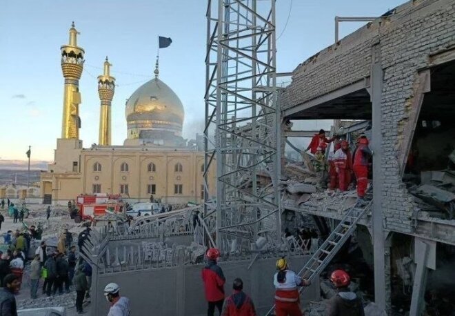 Zəncanda dini kompleks VURULDU -