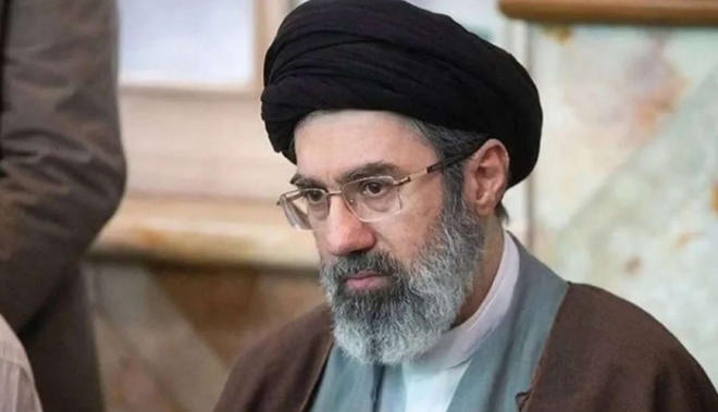 Müctəba Xamenei süni tənəffüs aparatına qoşulub