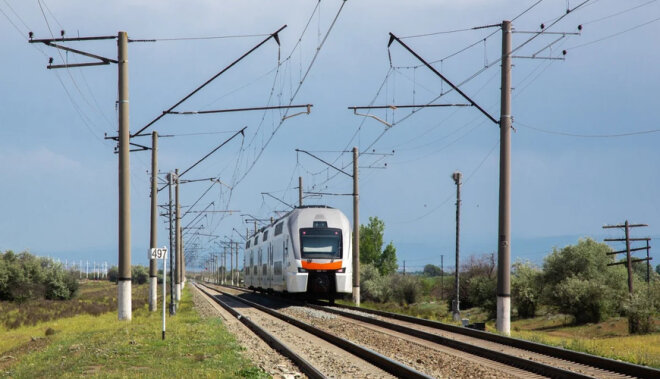 Dəmir yollarında QADAĞA: