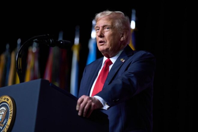 Tramp İranla bağlı vəziyyətin çox sürətlə inkişaf etdiyini deyib