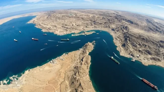 SEPAH bütün gəmiləri Hörmüz boğazından İranın marşrutu ilə keçməyə çağırıb