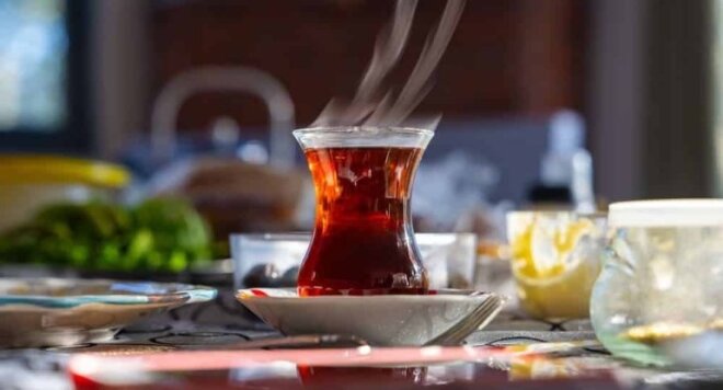 Dünyada əhalisi ən çox çay içən ölkələr açıqlandı -
