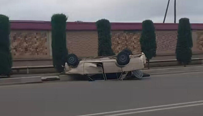 Ağcabədidə iki avtomobil toqquşdu -